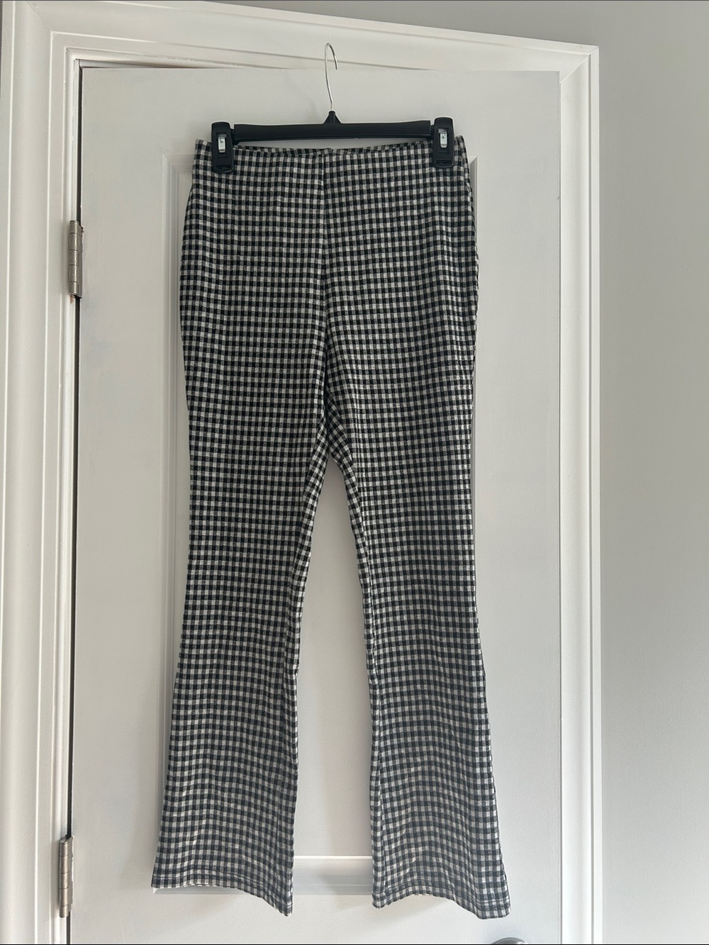Black and White Gingham Stretch Pants